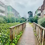 1 Bedroom Apartment - Near The Beach