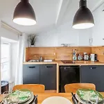 Apt For 3 Near The City Center La Rochelle