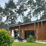 Mh 495 Salsa 2 Chambres Et 1 Salle De Bain Dans Camping 4 Etoiles