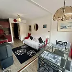 Studio A Argeles-Sur-Mer Avec Piscine Et Parking Prive - Fr-1-388-229