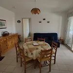 Appart 2 Ch Avec Loggia A 100M Du Centre - Fr-1-781-89