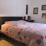 Joli Petit Appartement Dans Le Quartier Haut