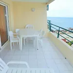 T3 Avec Large Terrasse Et Garage