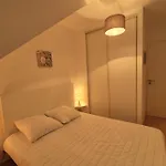 Appartement Bord De Plage Avec Piscine