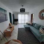 Appartement Idealement Situe Proche Plage Tanchet