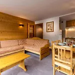 Magnifique Appartement A Val-D'Isere, Centre-Ville, Proche Pistes Et Commerces - Fr-1-519-11