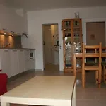 Appartement T2 Avec Terrasse, Piscine, Parking - Le Barcares - Fr-1-195-46