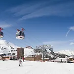 Appartement Renove Pour 6 Personnes Avec Balcon, Au Pied Des Pistes Et Wifi - Fr-1-455-104