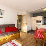 Appartement 2 Chambres Centre Village Proche Pistes Avec Wifi - Fr-1-437-60