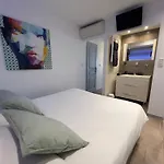 Village Naturiste R4N - Sixty9 Port Ambonne