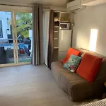 Exceptionnel 3 Logements De Plein Pieds Pouvant Accueillir Jusqu A 8 Personnes A 2 Pas De La Plage Et Du Centre Ville Dans Une Residence De Bien Etre Avec Jacuzzi Et Piscine Chauffee