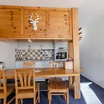 Appartement Confortable A Val D'Isere - Ski Aux Pieds, Balcon Sud, Pour 4 Pers. - Fr-1-518-103