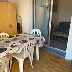 Appartement Pour 4 Personnes A 50M De La Plage