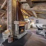 Chalet Elegant A Courchevel Le Praz Avec Spa, Cheminee Et Services Inclus - Fr-1-568-35 (Adults Only)