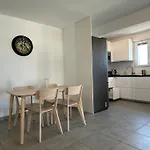 Apparemment Lumineux