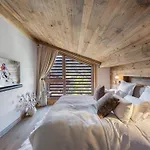 Penthouse Familial Avec Piscine, Hammam, Sauna Et Parking A Megeve - Fr-1-569-83