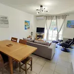 Apartment With Pool Air Conditioning Wifi And Garage