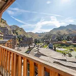 Charmant 2 Pieces Cabine Pour 6 Personnes Au Centre D'Avoriaz Avec Balcon Sud Et Acces Direct Aux Pistes - Fr-1-314-212