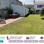 Noirmoutier - 200M Marche - 8 Adultes - 4 Enfants