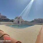 Appartement 4 Pers Avec Piscine Et Parking A Saintes-Maries-De-La-Mer - Fr-1-475-198