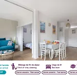 Bel Appartement Dans Une Residence Front De Mer
