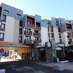 Spacieux Duplex 4 Pieces Avec Wifi, Proche Commerces Et Pistes - Fr-1-502-596
