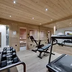 Appartement Spacieux Pour 9 Pers. Avec Sauna Et Parking A Val D'Isere - Fr-1-567-132