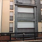 Appartement Avec Balcon Au Centre De Saint-Lary