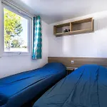 Mobilhome A 2Kms Plage Et Commerces