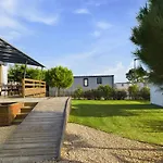 Beau Chalet Pour 4 Pers - Acces Piscine Chauffee