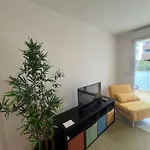 Joli T2 Terrasse Parking Prive Confort