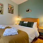Chambres D'Hotes Chateau De Jonquieres