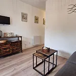 Le Liberty - Studio Cabine A 2 Pas De La Plage Et Du Port - Parking - Clim