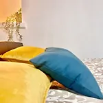 Studio Du Clocher - Centre Historique, Cosy, Wifi, 2 Personnes