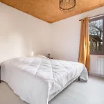 Maison Avec Dependance Pour 11 A 800M De La Mer