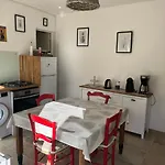 Le Cabanon Des Saintes Maries