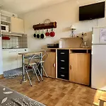 Studio Cabine 4 Couchages Argeles Sur Mer Ar030-059