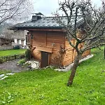 Beautiful Chalet With Garden Close To The Slopes