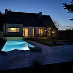 Proche Des Plages, Piscine Exterieure