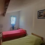 Appartement Pour 6 Pers. Avec Piscine, Proche Mer - Fr-1-475-208