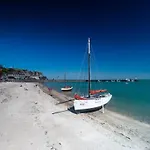 Le Petit Chalet Bleu