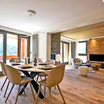 Appartement Cocooning 3 Chambres Avec Cheminee Et Balcon A Proximite Du Centre Et Des Pistes - Fr-1-613-106