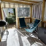 Mobil-Home A Louer Dans Un Camping **** Proche De La Mer Et Foret