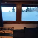 Charmant T3 Avec 2 Salles De Bain, Proche Pistes Et Commodites A Val-D'Isere - Fr-1-411-898