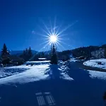 Modern 2 Bedroom Apartment, Close To Ski Lifts