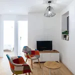 Renovated T3 With Terrace And Ac Extreme Center - Air Rental