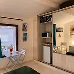 Chambre Cozy Spacieuse, Intra-Muros, Clim, Parking