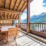 Duplex Luxueux Avec Sauna, Cheminee Et Parking A Val-D'Isere - Fr-1-694-334