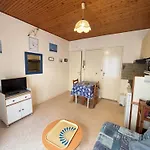 Studio Simple A 2 Pas De La Plage, Balcon, Kitchenette - Fr-1-197-248