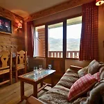Studio Avec Lit Clos Savoyard Et Coin Montagne Au Pied Des Pistes - Fr-1-452-101